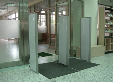 Double Asile Gates Double Asile Gates